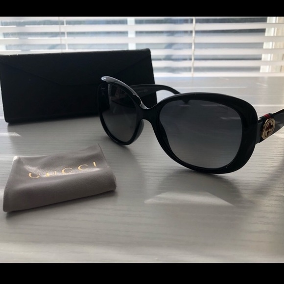 Gucci Accessories - Gucci sunglasses